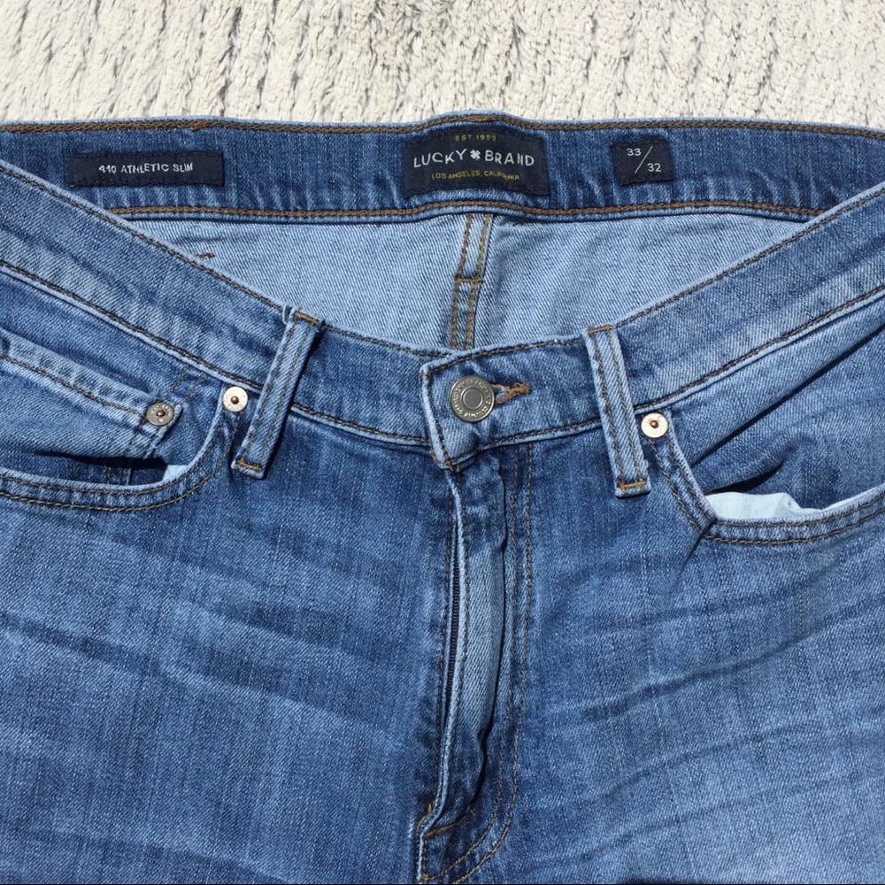 Lucky Brand athletic slim jeans 33X32
